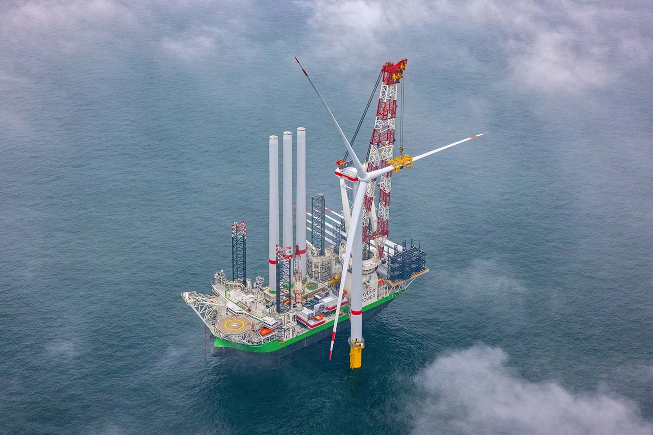 RWE supera el ecuador de las obras de su gigante eólico marino en Alemania