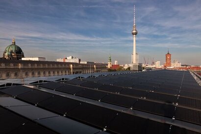 ESMT Berlin installs the largest photovoltaic system in the centre of Berlin