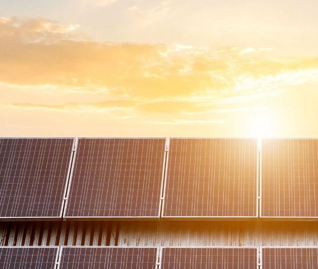 La solar, primera fuente de electricidad en España por primera vez en la historia
