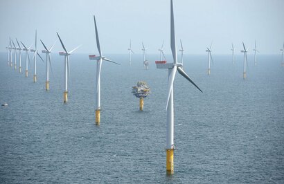 Sheringham Shoal offshore wind farm. Courtesy of Harald Petersen, Statoil/Flickr.