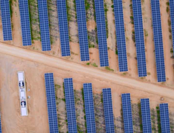 La capacidad fotovoltaica global supera los 3 teravatios tras un año histórico