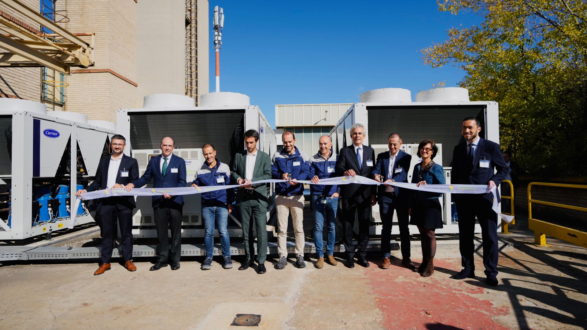 Stellantis combina sol, baterías y bombas de calor para reducir el uso de gas en su fábrica de Madrid