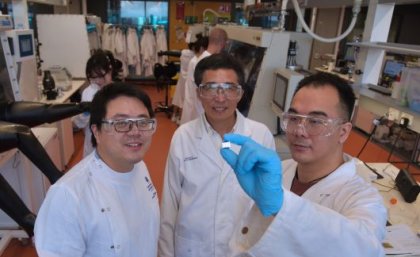 University of Queensland Researchers Set Solar Cell World Record