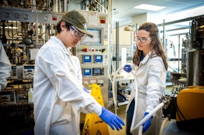 Scaling up the Bioeconomy Workforce: Welcoming New Wave of Bioprocessing Graduates