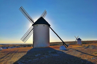 El presupuesto para la transición energética crece un 32% en Castilla-La Mancha