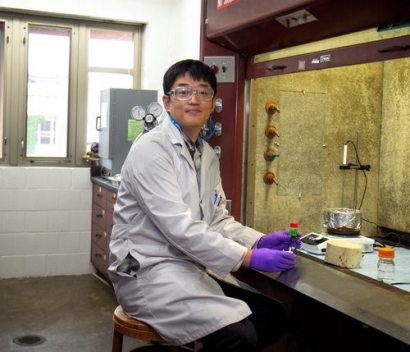 Researchers Investigating a Renewable Solvent for Biofuel Production