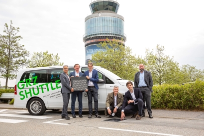 Automated Charging of Electric Shuttles Takes Off at Graz Airport