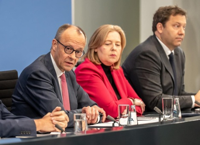 Alemania anuncia una rebaja del precio de los carburantes para frenar la crisis energética  