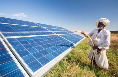 Bloomberg alerta de que la energía limpia crece menos de lo debido en los países emergentes