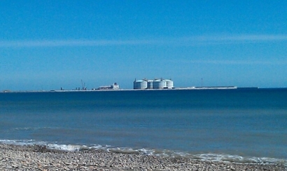 Casi la mitad de las divisas que trae el turismo se las lleva la dependencia energética