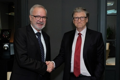 Bill Gates and EIB President Hoyer Agree to Accelerate Support for Climate Action