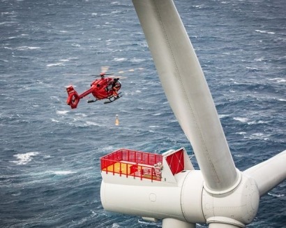 Hoist Mission for Floating Wind Turbines Meets All Goals