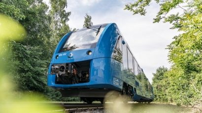 Alstom’s Hydrogen Trains Enter Passenger Service in Lower Saxony