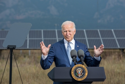 Biden Visits National Renewable Energy Laboratory 