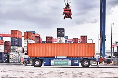 Container Transporters Support Grid Stability as Mobile Power Storage Units