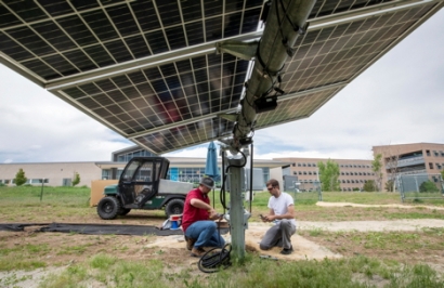 Multi-Year Study Evaluates Two-Sided Tracking Systems for More Efficient Solar Power Generation