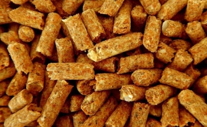El Gobierno baja del 21 al 5% el IVA del gas y los pellets