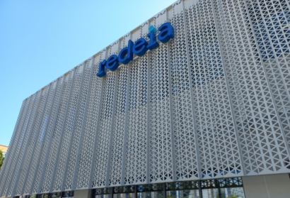 Redeia incrementa un 59% su inversión en redes eléctricas 