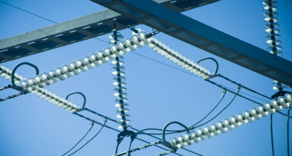 Las eléctricas hacen su agosto con los servicios de ajuste