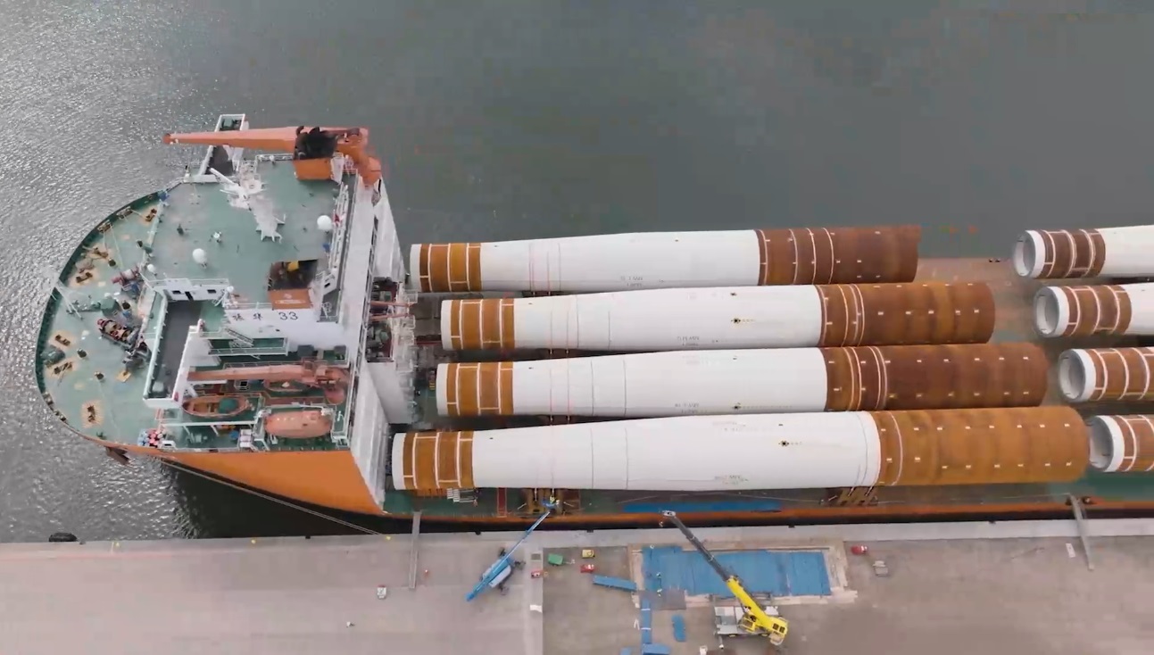 La eólica marina china desembarca en España