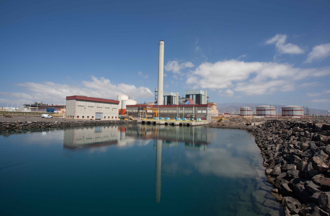 El Ministerio aprueba el régimen de ayudas para 1.450 megavatios de centrales de gas y diésel de Canarias, Baleares, Ceuta y Melilla