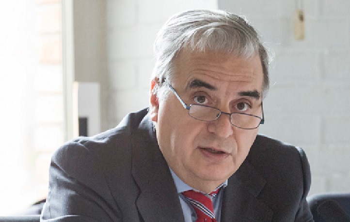 Al mal tiempo, buena cara