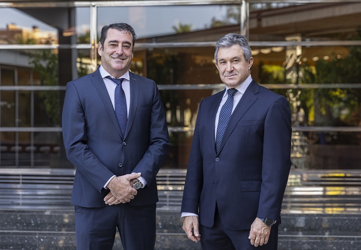 Negratín anuncia "una nueva etapa de crecimiento en un contexto especialmente favorable para el sector de las renovables" Negratín anuncia "una nueva etapa de crecimiento en un contexto especialmente favorable para el sector de las renovables"