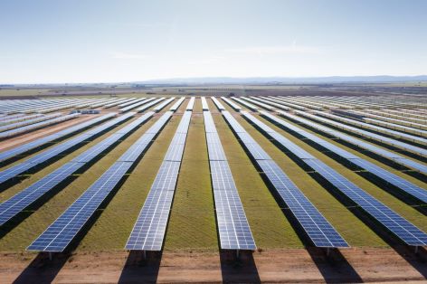 La fotovoltaica copa el 97,6% de la nueva potencia autorizada en el primer trimestre