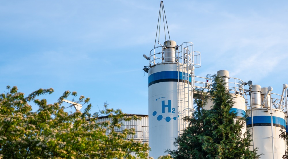 Casi 400 millones de euros para empezar a trazar la Red Troncal de Hidrógeno Renovable de España