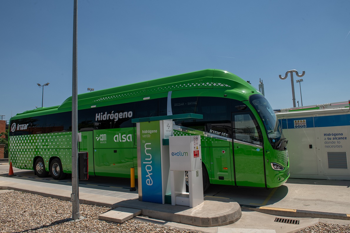 El autobús de hidrógeno de Irizar: 1.000 kilómetros de autonomía y 10 minutos de repostaje
