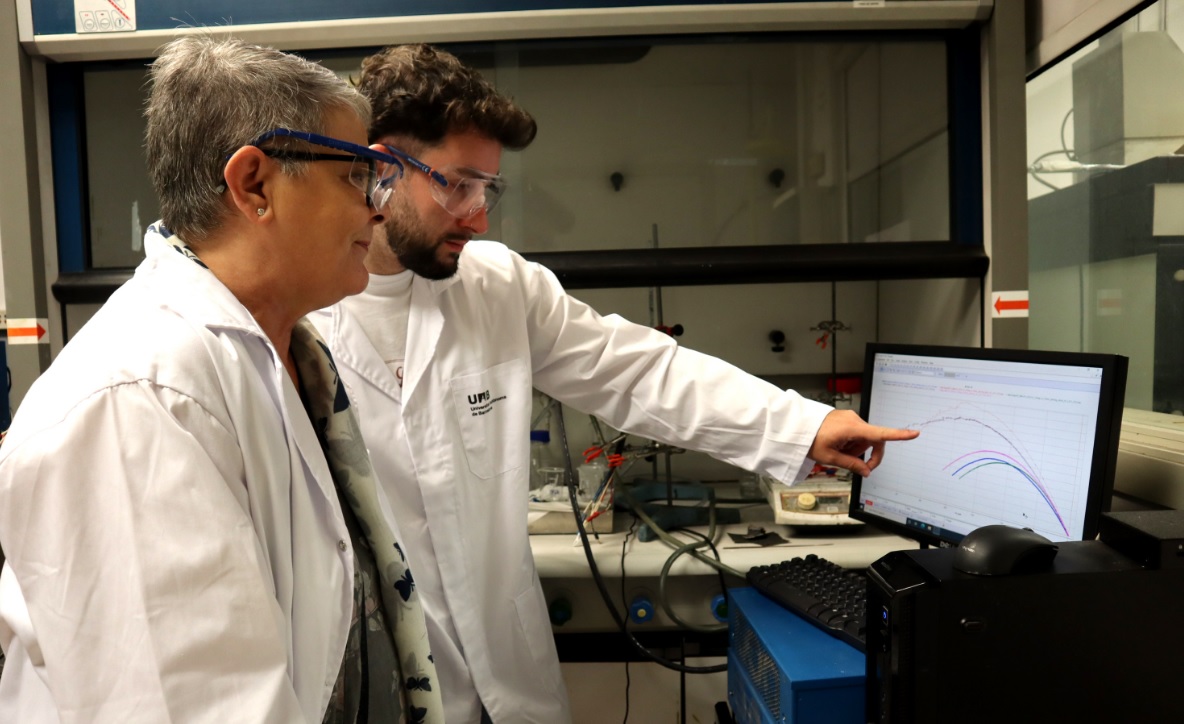 El CSIC diseña una nueva arquitectura de baterías que aumenta su potencia hasta un 80%
