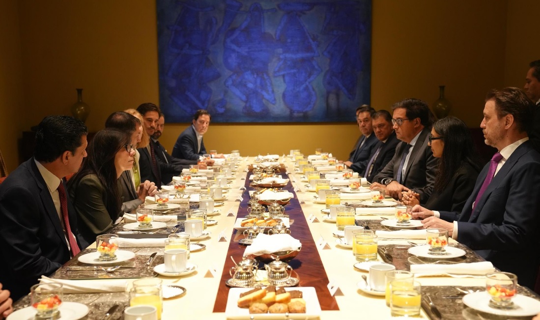 España atrae inversión de México con energía asequible procedente de fuentes renovables y conectividad