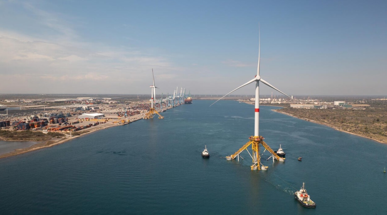 Francia pisa a fondo en la carrera de la eólica marina mientras el sector espera en España la primera subasta