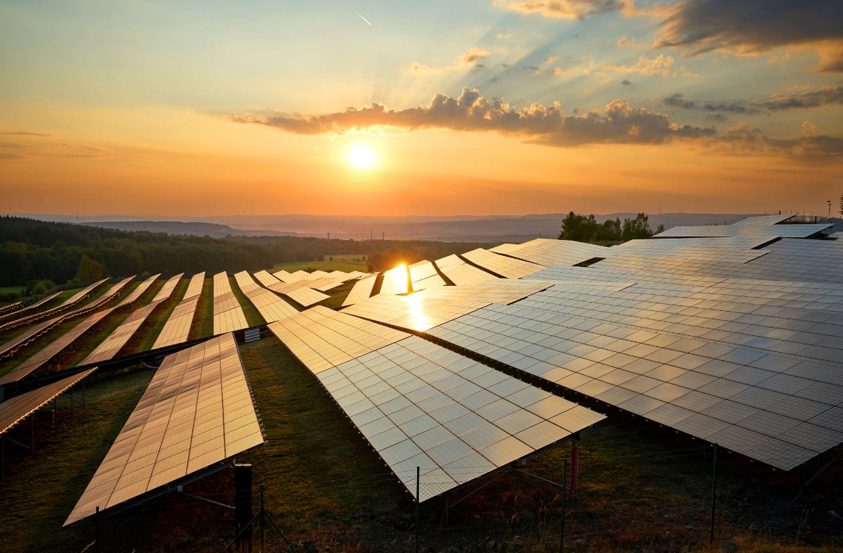 El Sol se convierte en la principal fuente de electricidad en la UE por primera vez