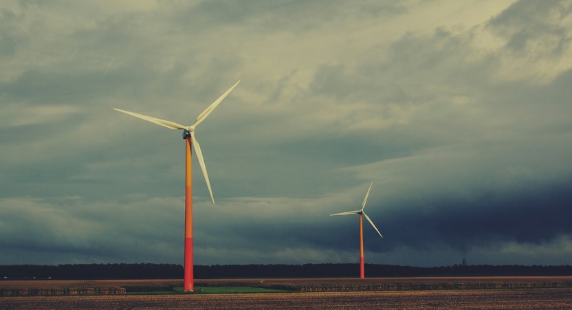 Las redes sociales europeas publican 44 noticias falsas sobre energía eólica... cada día