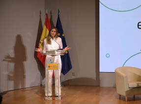 Sara Aagesen anuncia la asignación de 670 millones para eólica marina, almacenamiento, movilidad, hidrógeno y solar