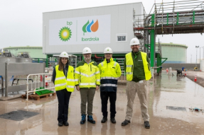 bp e Iberdrola alcanza la fase final de construcción de "la mayor planta de hidrógeno verde en operación en España"