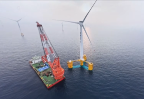 China instala el mayor aerogenerador flotante del mundo