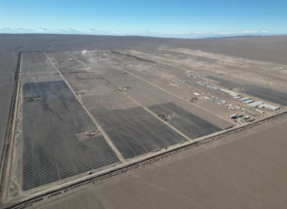 Chile: Grenergy compra 2,6 GWh de baterías a BYD Energy para su plataforma Central Oasis