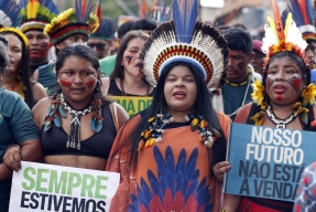 La CoP30 encara sus últimas horas con decenas de países a favor de concretar una hoja de ruta para el abandono del petróleo