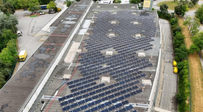 Correos avanza con su estrategia de autoconsumo solar