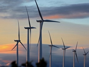 Siete empresas, tres de ellas españolas, asumirán el desarrollo de 500 MW de energías renovables en Ecuador