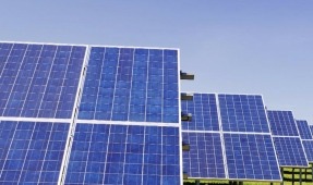 Bruc logra un préstamo verde de 570 millones para construir 842 MW fotovoltaicos en España
