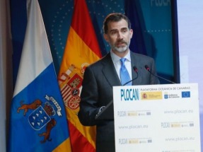 Felipe VI se olvida de las energías renovables en su visita a la Plataforma Oceánica de Canarias