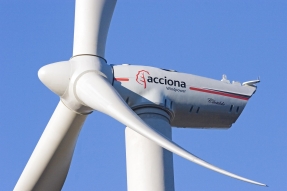 Acciona Energía ajusta previsiones y aplaza desinversiones mientras impulsa su expansión internacional