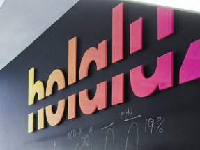 Facua considera "ridícula" la multa impuesta a Holaluz por no incluir impuestos en sus ofertas