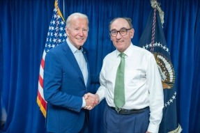 Iberdrola construye una planta fotovoltaica de 250 MW en Texas para suministrar energía a Facebook Iberdrola construye una planta fotovoltaica de 250 MW en Texas para suministrar energía a Facebook