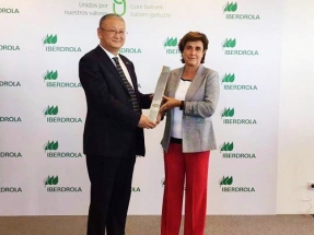 LONGi Receives “Best Equipment Supplier Award” from Iberdrola 