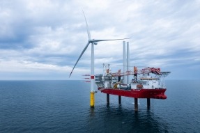 Ocean Winds instala el primer aerogenerador del parque eólico marino francés Yeu-Noirmoutier
