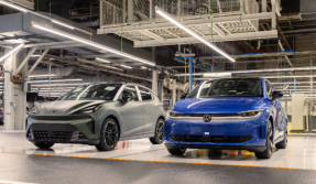 Seat & Cupra comienzan la producción de sus primeros coches eléctricos en Martorell